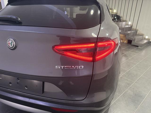 ALFA ROMEO Stelvio usata, con Autoradio
