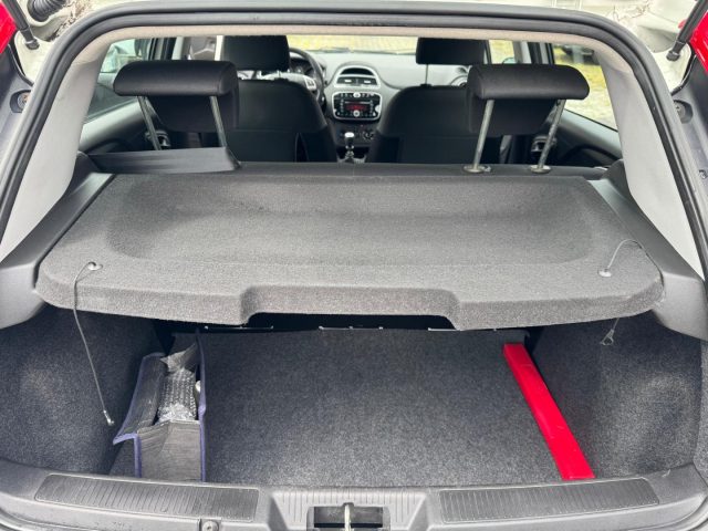 FIAT Punto usata, con USB