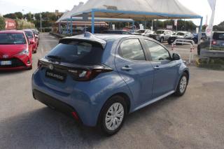 TOYOTA Yaris usata 21