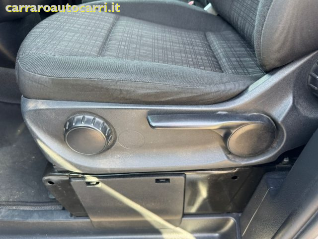 MERCEDES-BENZ Vito usata, con Hill holder