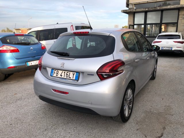 PEUGEOT 208 usata, con Climatizzatore