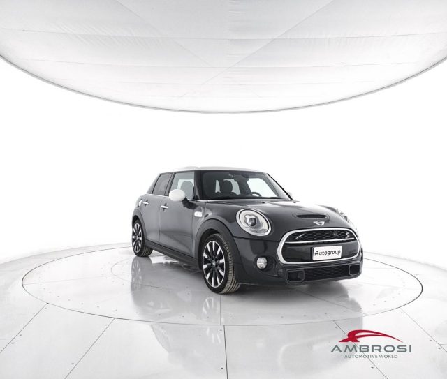 MINI Cooper SD usata 1