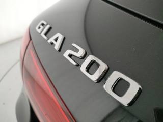 MERCEDES-BENZ GLA 200 usata, con Luci diurne LED