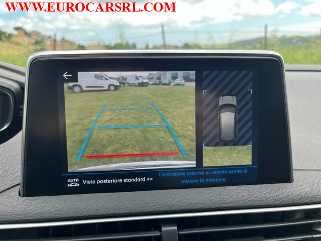 PEUGEOT 3008 usata, con Sensori di parcheggio posteriori