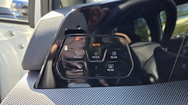 VOLKSWAGEN Golf usata, con Volante in pelle