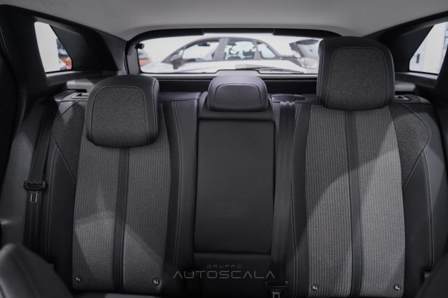 PEUGEOT 3008 usata, con Bracciolo