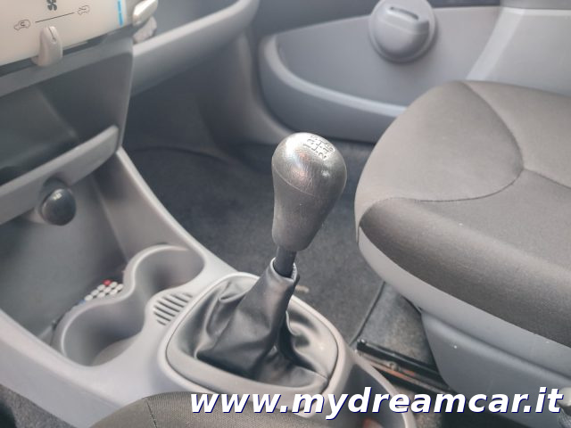 TOYOTA Aygo usata 13