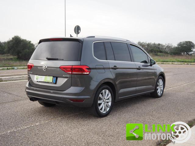 VOLKSWAGEN Touran usata, con Airbag