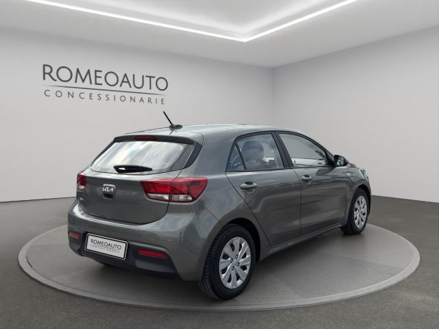 KIA Rio usata, con Autoradio