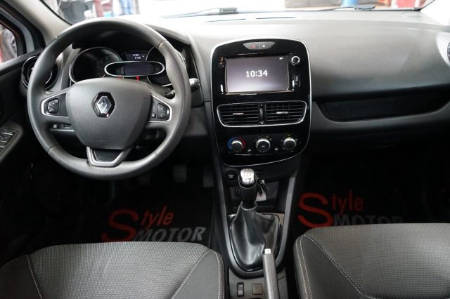 RENAULT Clio usata, con Alzacristalli elettrici