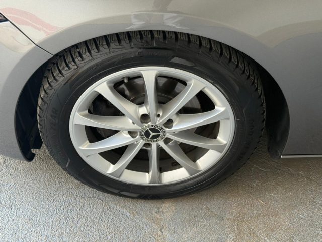 MERCEDES-BENZ A 180 usata, con Sensore di luce