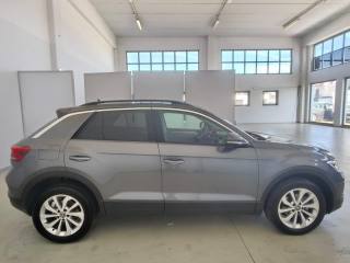 VOLKSWAGEN T-Roc usata, con Cerchi in lega