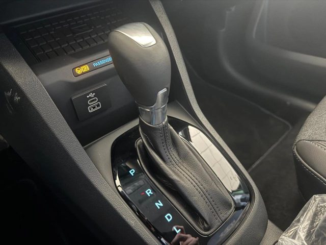 FORD Tourneo Courier usata, con ESP