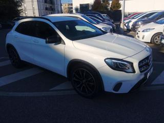 MERCEDES-BENZ GLA 200 usata, con Airbag