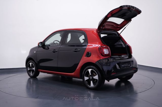 SMART ForFour usata 24