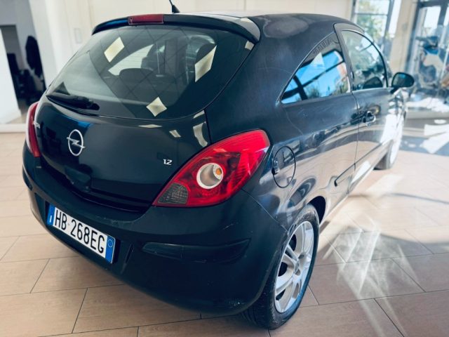 OPEL Corsa usata, con Chiusura centralizzata