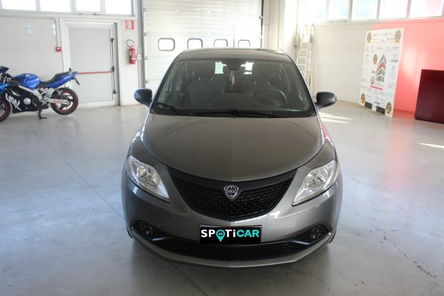 LANCIA Ypsilon usata, con Airbag