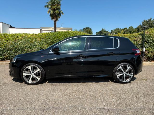 PEUGEOT 308 usata, con Autoradio