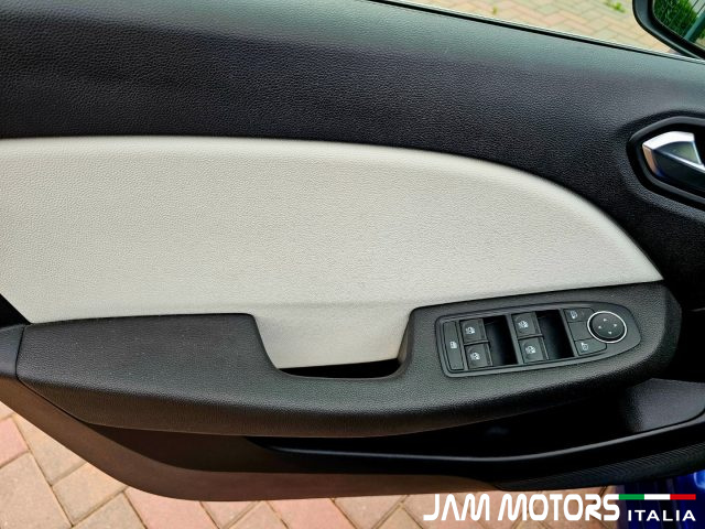 RENAULT Clio usata, con Controllo trazione