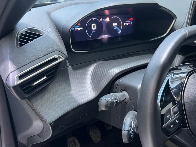 PEUGEOT 2008 usata, con USB