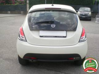LANCIA Ypsilon usata, con Controllo trazione