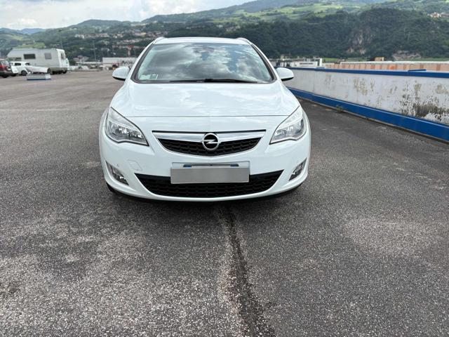 OPEL Astra usata, con Boardcomputer