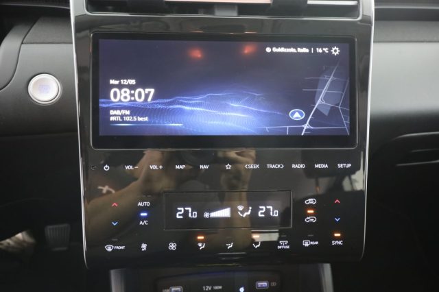 HYUNDAI Tucson usata 10