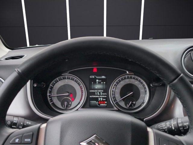 SUZUKI Vitara usata, con Fari LED