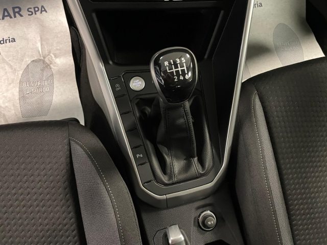 VOLKSWAGEN Taigo usata, con Fari LED