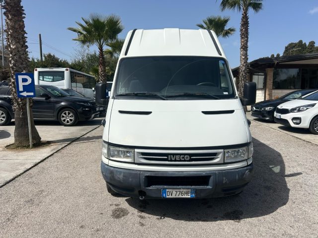IVECO Daily usata, con Airbag