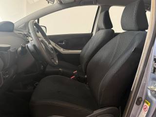 TOYOTA Yaris usata 7