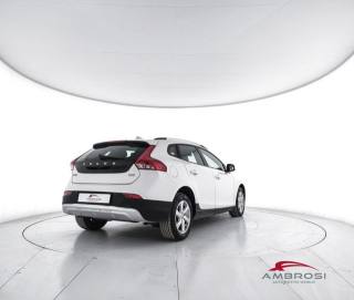 VOLVO V40 Cross Country usata 2