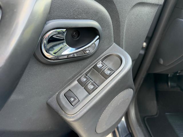 DACIA Duster usata, con Specchietti laterali elettrici