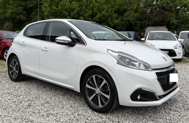 PEUGEOT 208 usata, con Controllo trazione