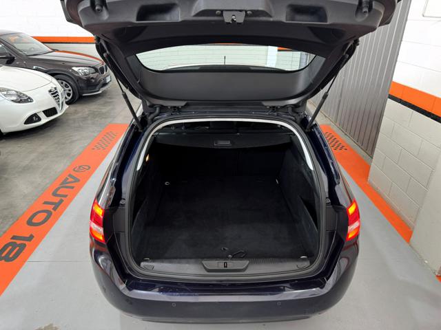 PEUGEOT 308 usata, con Autoradio