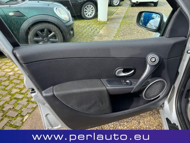 RENAULT Clio usata, con Airbag Passeggero