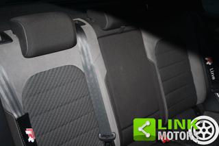 VOLKSWAGEN Golf usata, con Sensori di parcheggio posteriori