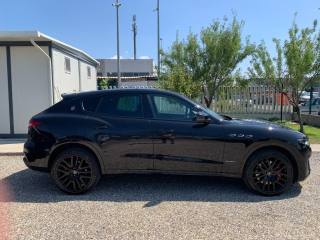 MASERATI Levante usata, con Autoradio
