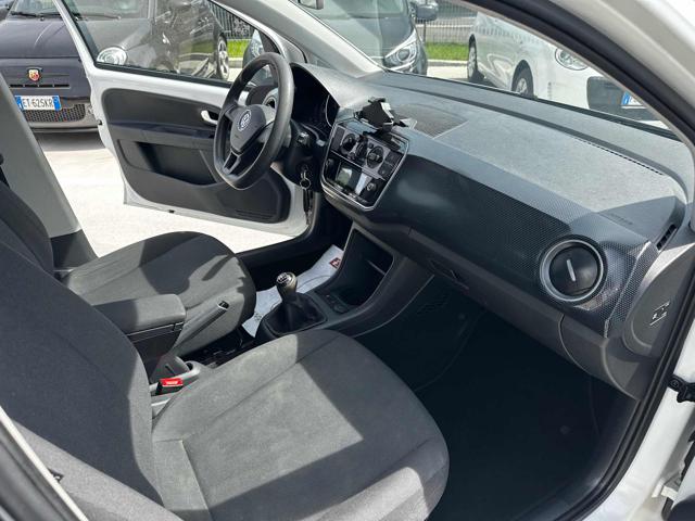 VOLKSWAGEN up! usata 24