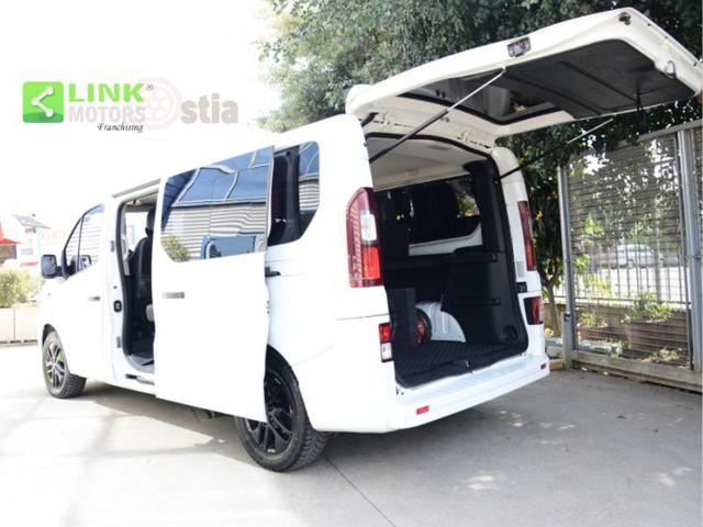 OPEL Vivaro usata, con Autoradio