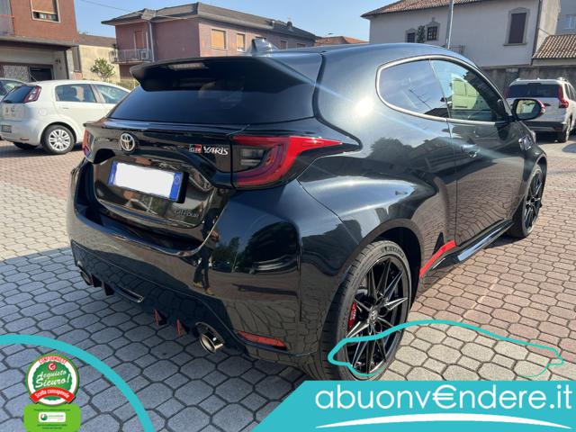 TOYOTA Yaris usata, con Autoradio