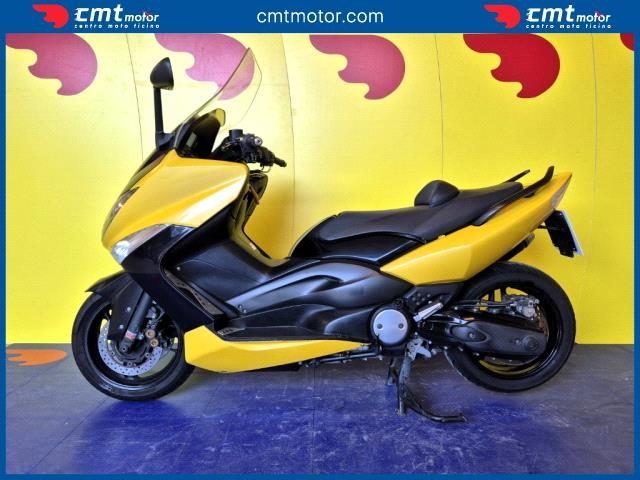 YAMAHA T-Max 500 usata 2