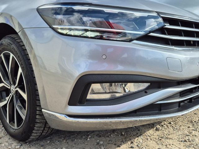 VOLKSWAGEN Passat Variant usata, con Sistema di navigazione