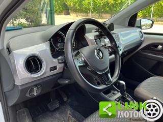 VOLKSWAGEN e-up! usata, con Autoradio