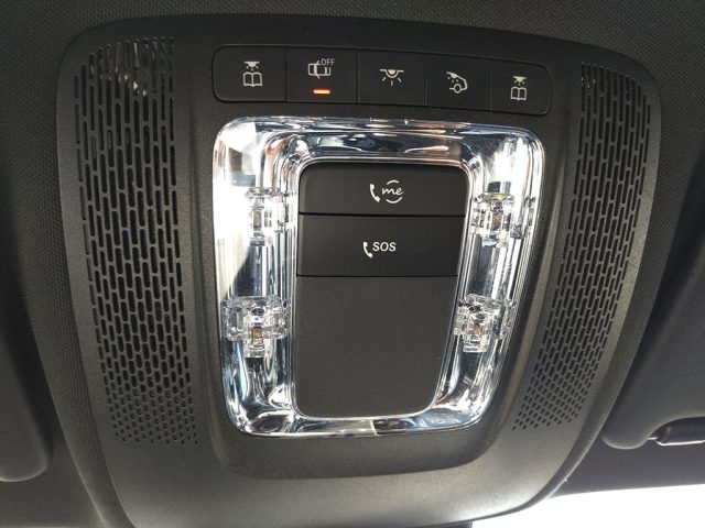 MERCEDES-BENZ GLA 250 usata, con Luci diurne LED