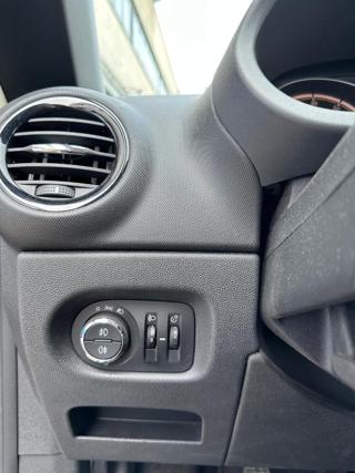 OPEL Corsa usata, con Fendinebbia