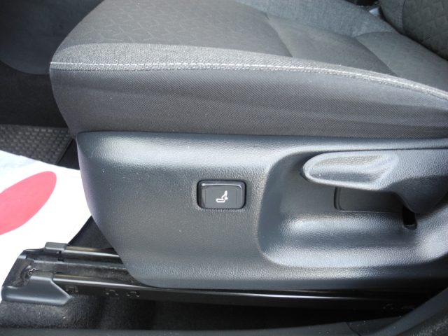 TOYOTA Yaris Cross usata, con Assistente abbaglianti