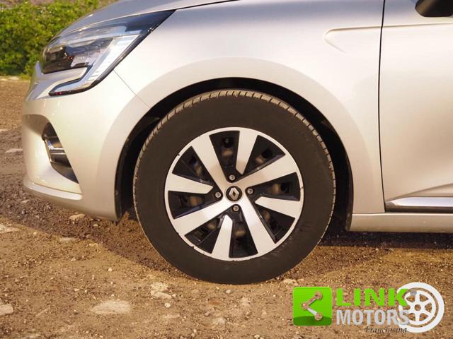 RENAULT Clio usata, con Luci diurne LED