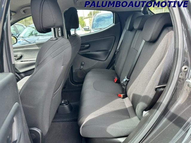 LANCIA Ypsilon usata, con Autoradio digitale