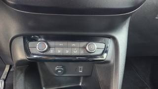 OPEL Corsa usata, con Luci diurne LED